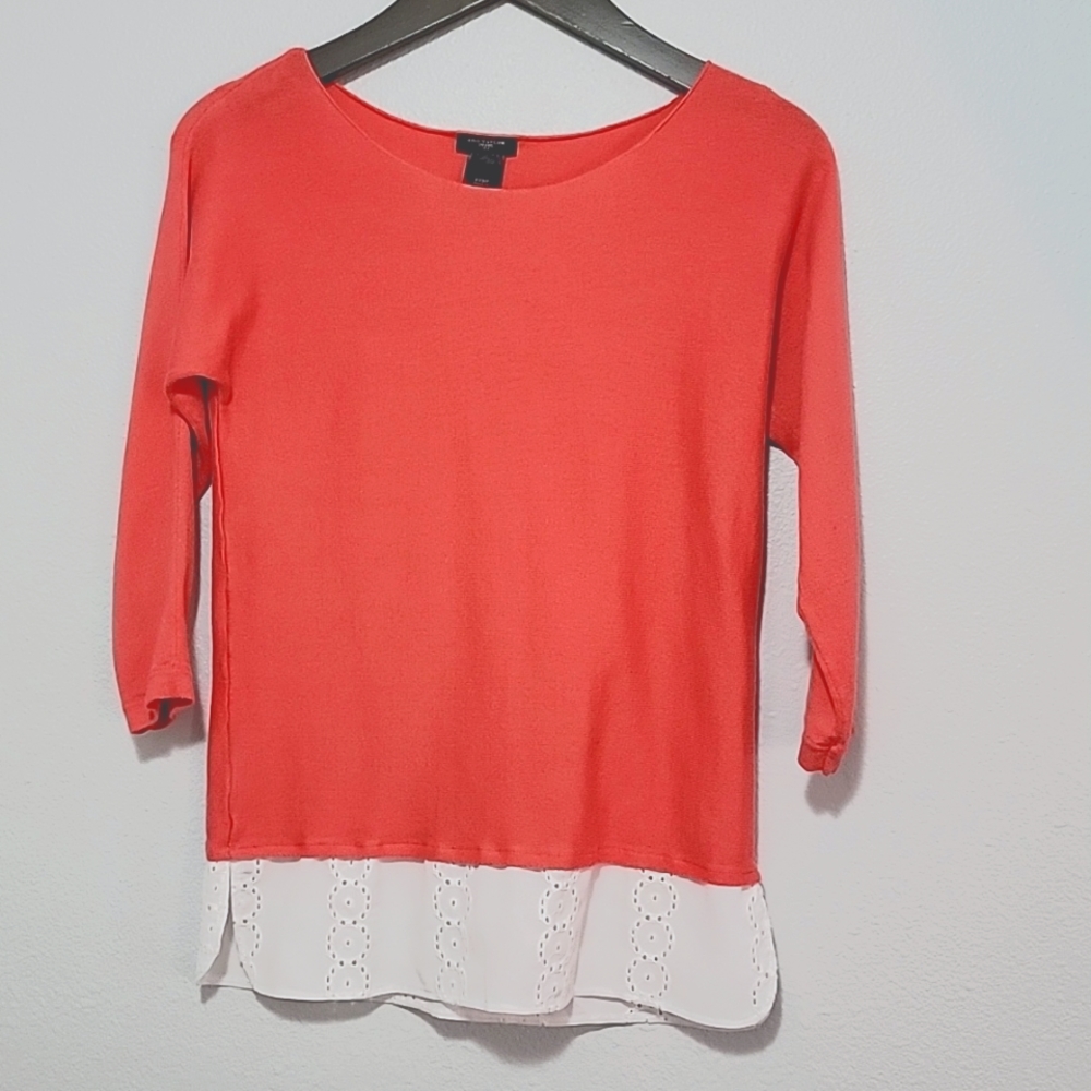 Ann Taylor Salmon Pink Sweater with White embroidered detail Size XXS Petite